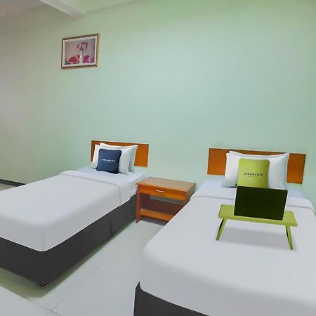OYO 90836 Bartu Guesthouse Bandung Extérieur photo